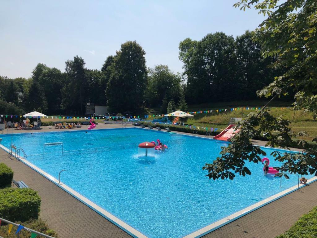 Ferienwohnungen Siebenlehn Am Romanus Freibad ภายนอก รูปภาพ